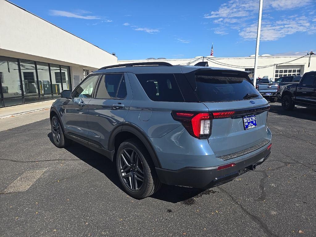 new 2025 Ford Explorer car, priced at $48,564