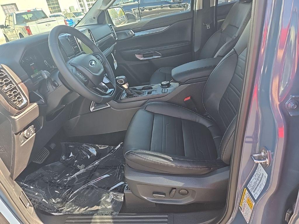 new 2025 Ford Ranger car, priced at $47,154