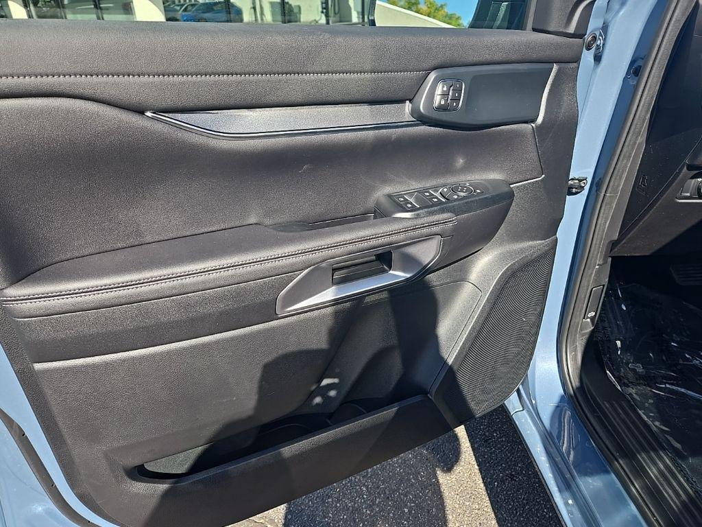 new 2025 Ford Ranger car, priced at $47,154