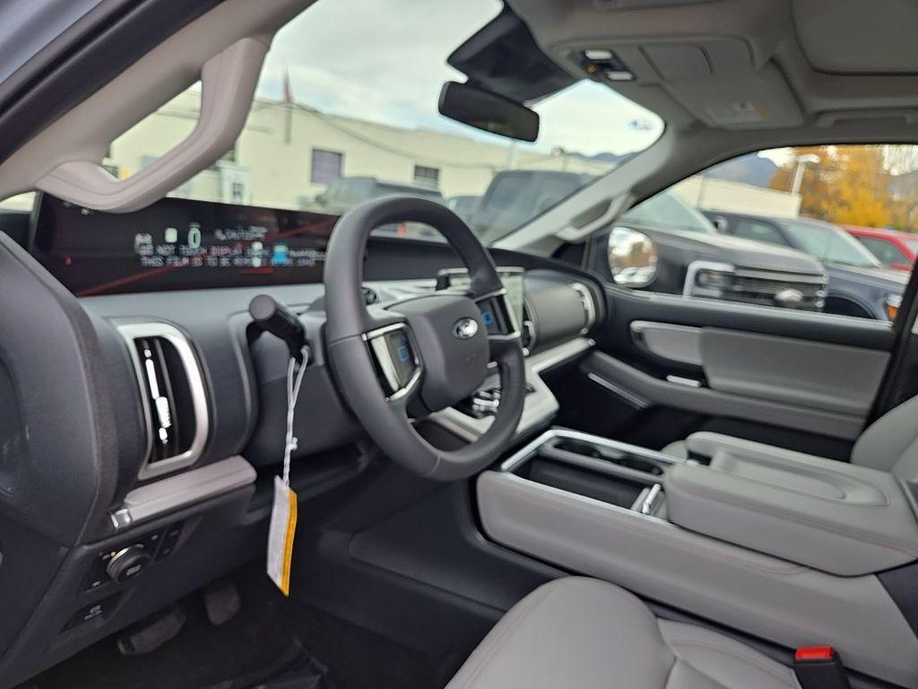 new 2025 Ford Expedition Max car, priced at $76,320