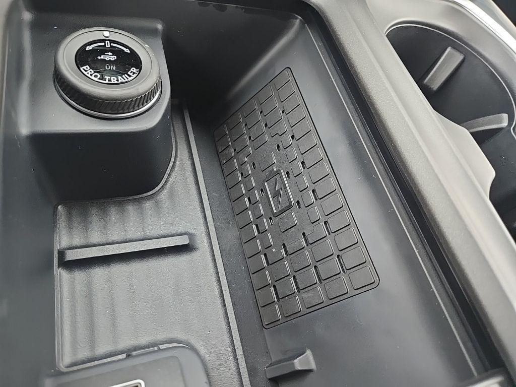 new 2025 Ford Expedition Max car, priced at $76,320