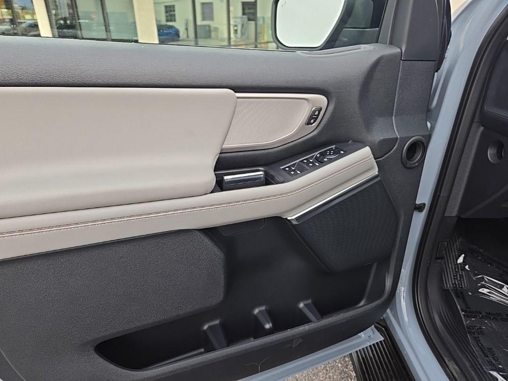 new 2025 Ford Expedition Max car, priced at $76,320