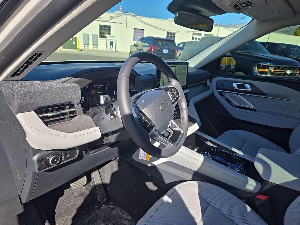 new 2025 Ford Explorer car, priced at $57,569