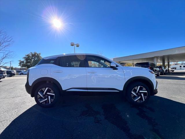 new 2025 Nissan Kicks car, priced at $25,182