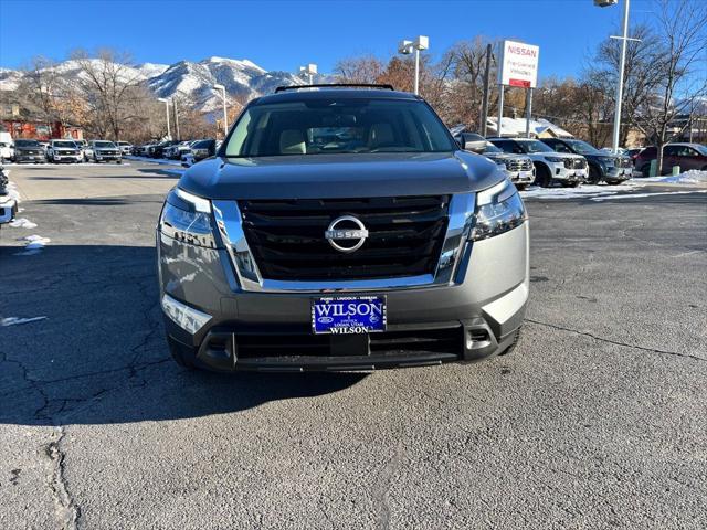 new 2025 Nissan Pathfinder car, priced at $41,262