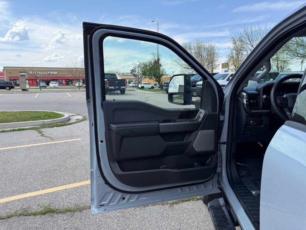 new 2025 Ford F-250 car, priced at $82,171