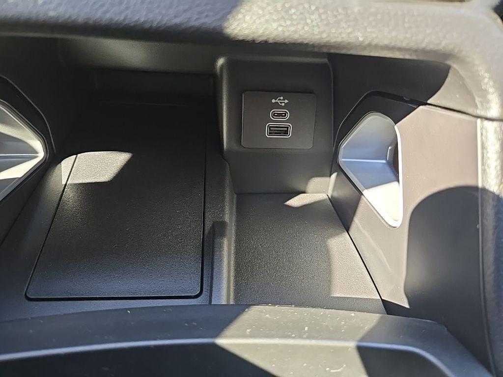 new 2025 Ford Ranger car, priced at $52,100