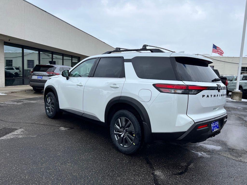 new 2025 Nissan Pathfinder car, priced at $42,667