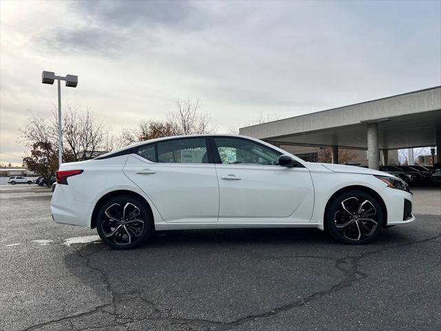 new 2025 Nissan Altima car, priced at $32,986