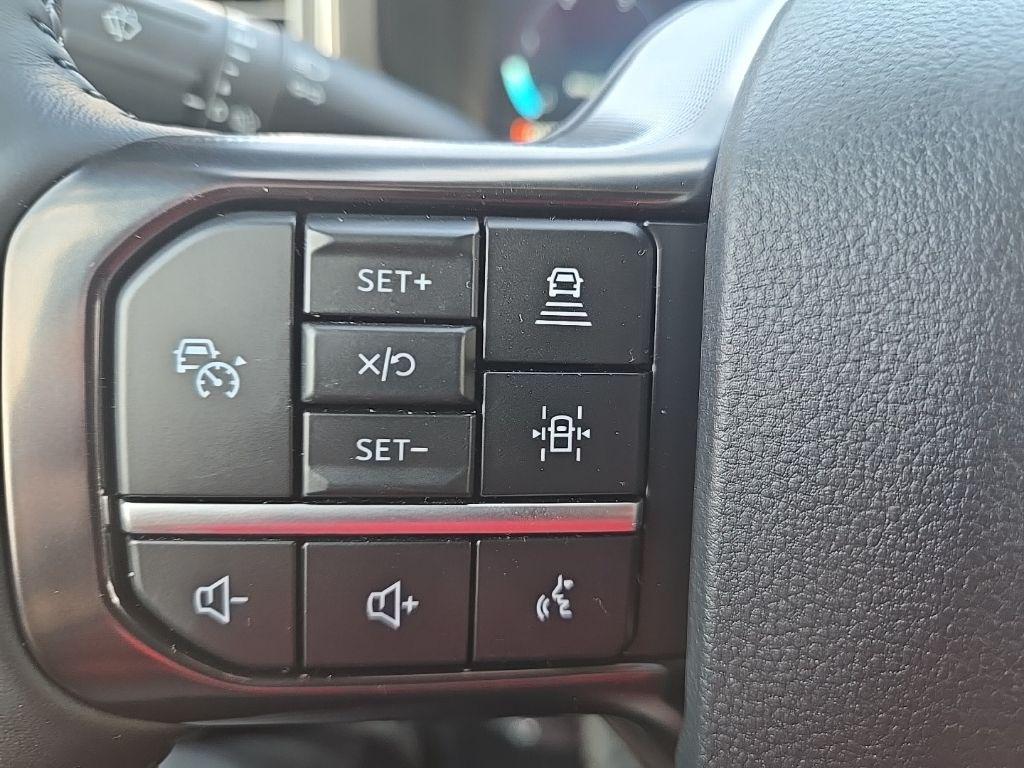 new 2025 Ford F-250 car, priced at $89,881