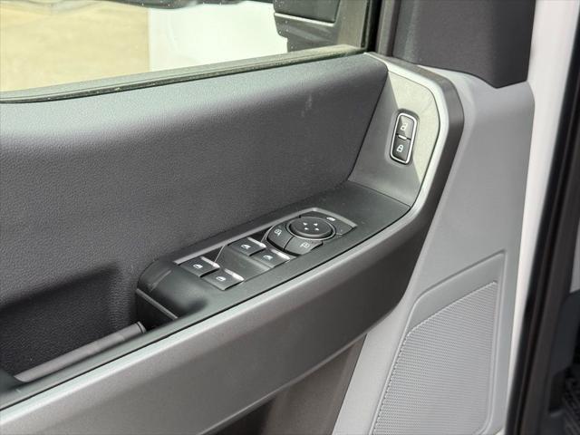 new 2025 Ford F-250 car, priced at $53,596