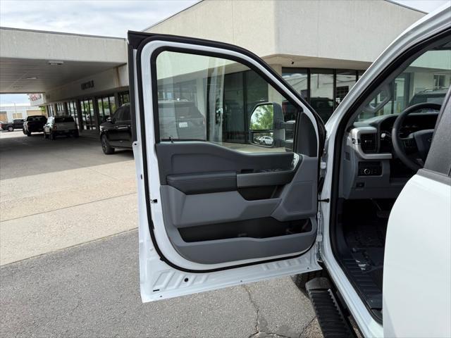 new 2025 Ford F-250 car, priced at $53,596