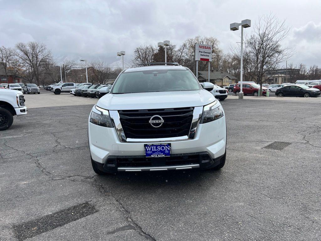 new 2025 Nissan Pathfinder car, priced at $50,799