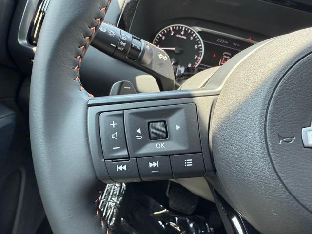 new 2025 Nissan Pathfinder car, priced at $44,038