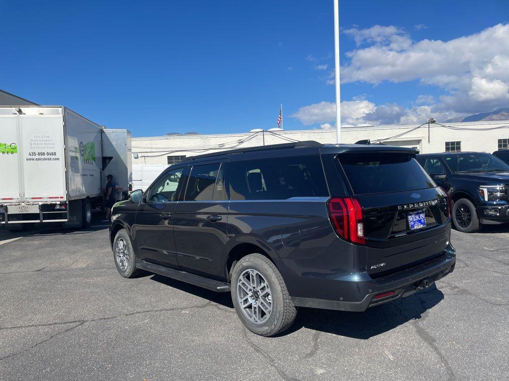 new 2025 Ford Expedition Max car, priced at $75,820