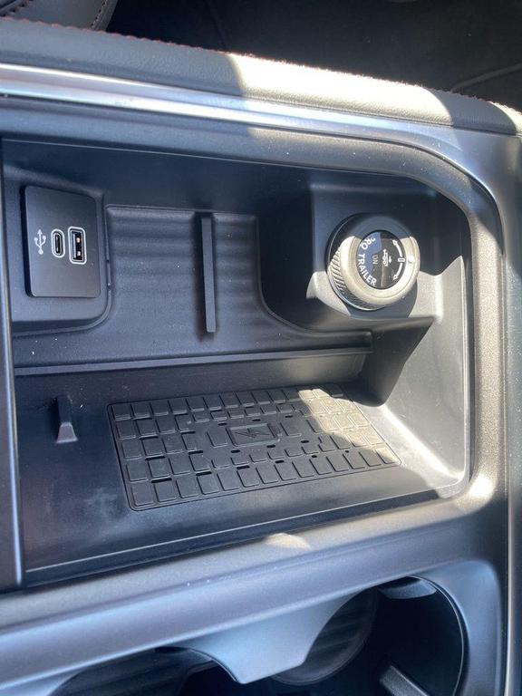 new 2025 Ford Expedition Max car, priced at $75,820