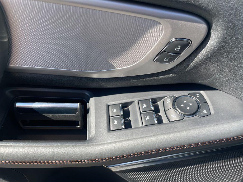 new 2025 Ford Expedition Max car, priced at $75,820