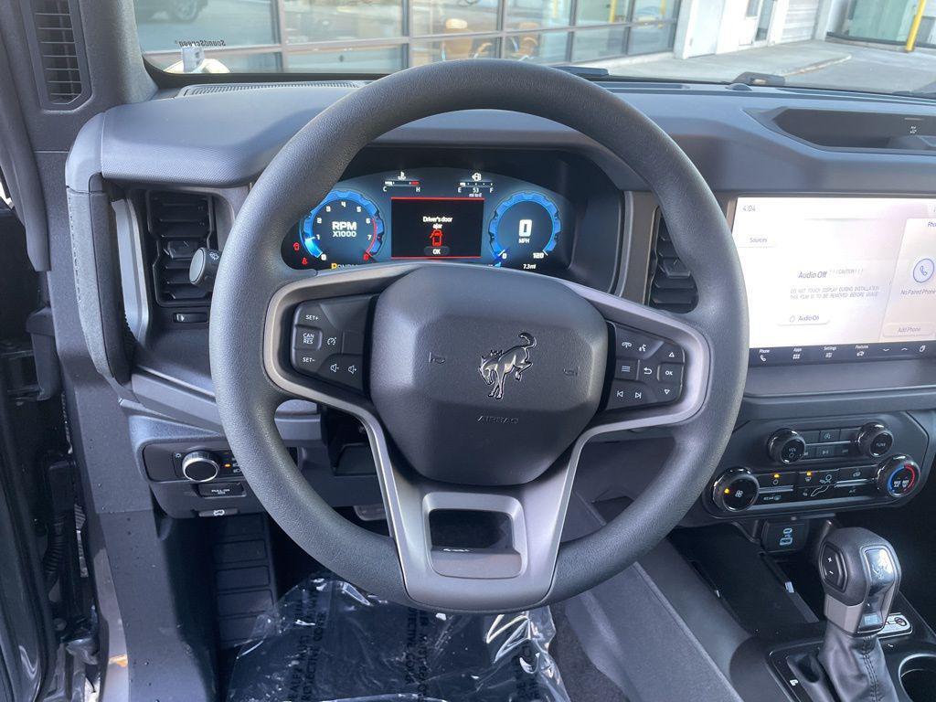 new 2025 Ford Bronco car, priced at $42,075