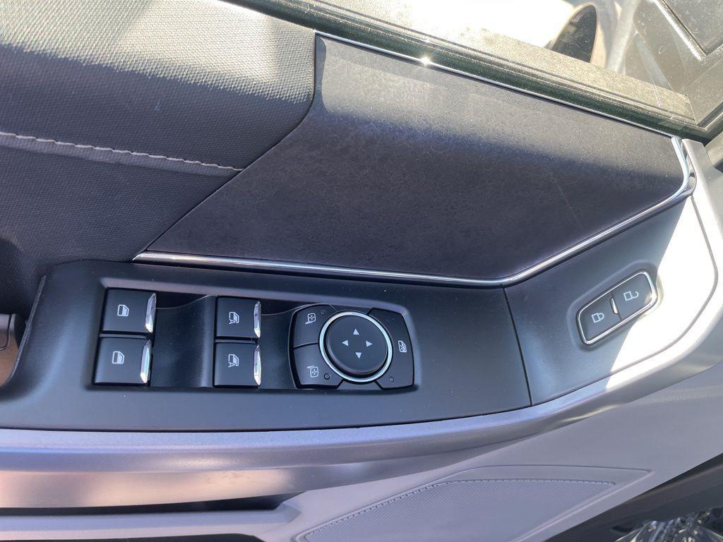 new 2025 Ford F-150 car, priced at $60,184