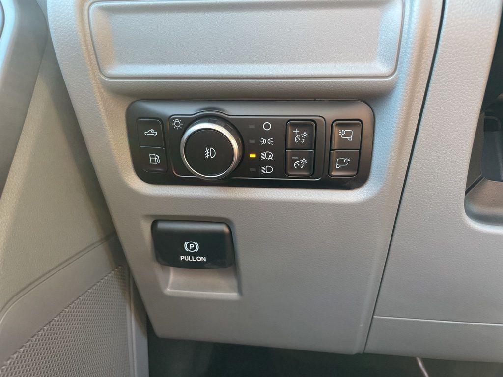 new 2025 Ford F-150 car, priced at $60,184