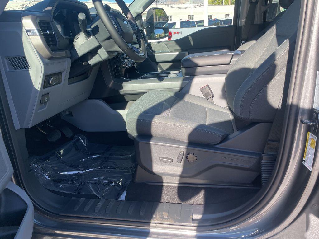 new 2025 Ford F-150 car, priced at $60,184