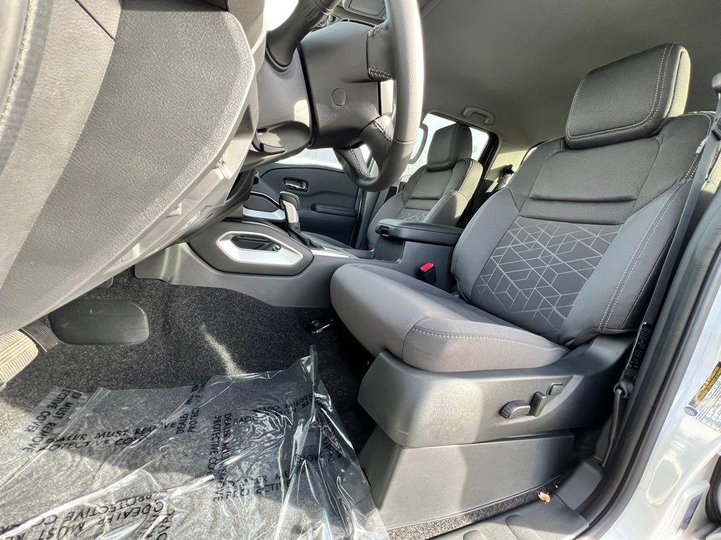 new 2025 Nissan Frontier car, priced at $39,184