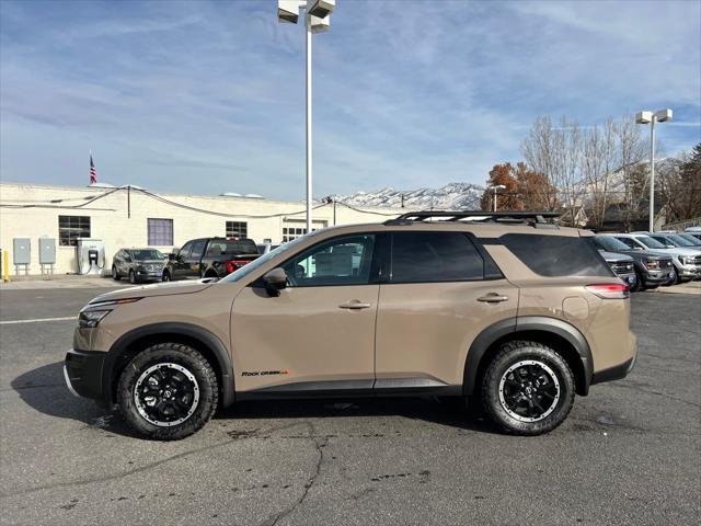 new 2025 Nissan Pathfinder car, priced at $43,953