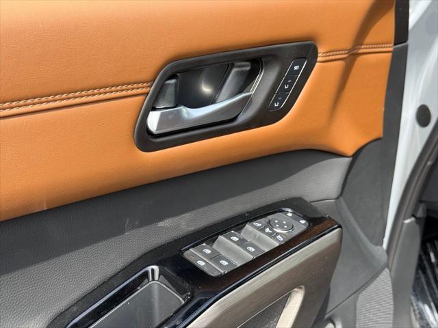 new 2025 Nissan Pathfinder car, priced at $51,965