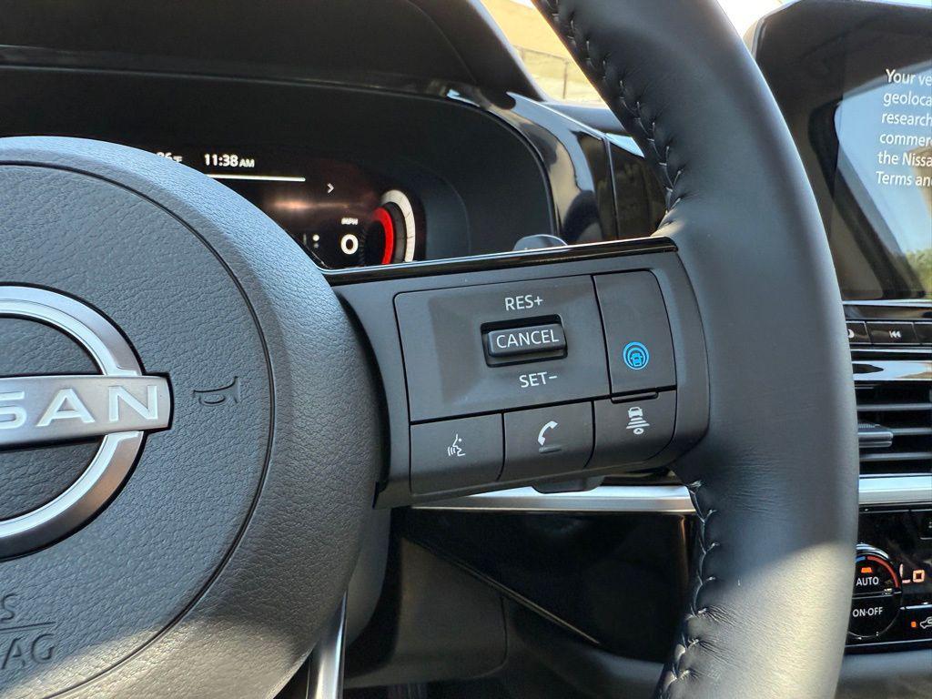 new 2025 Nissan Pathfinder car, priced at $52,375