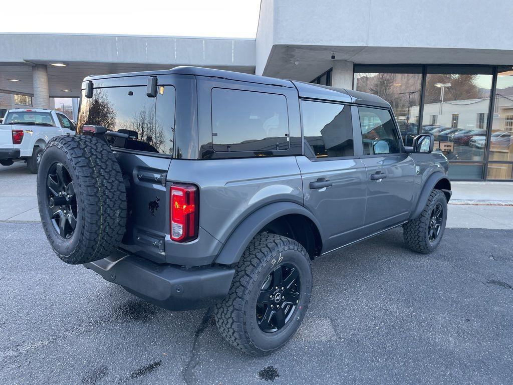 new 2025 Ford Bronco car, priced at $45,665