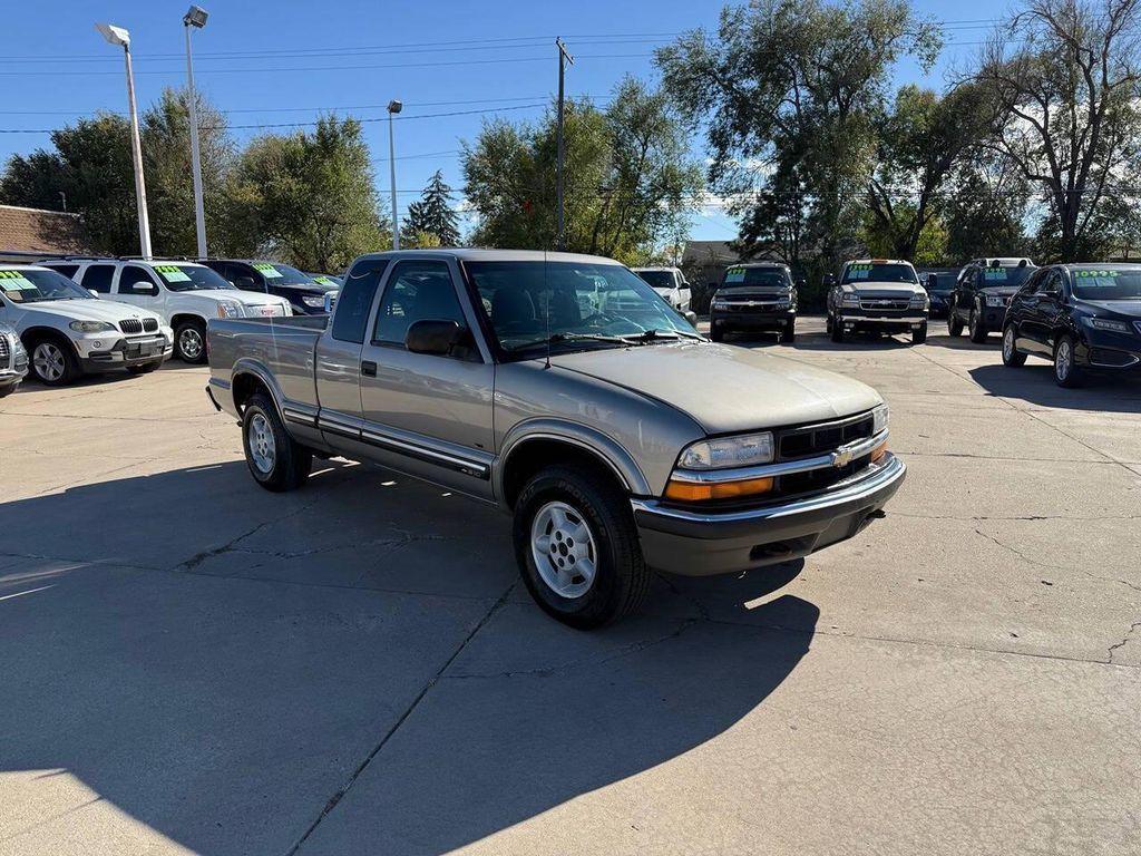 used 2000 Chevrolet S-10 car, priced at $8,395