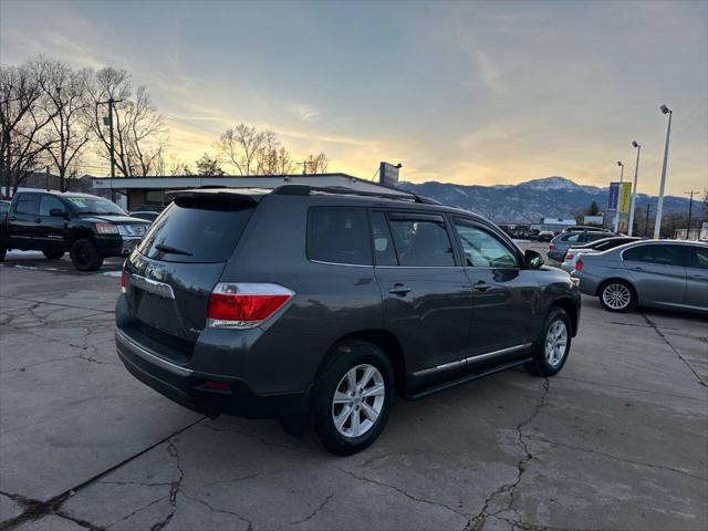 used 2013 Toyota Highlander car, priced at $10,395