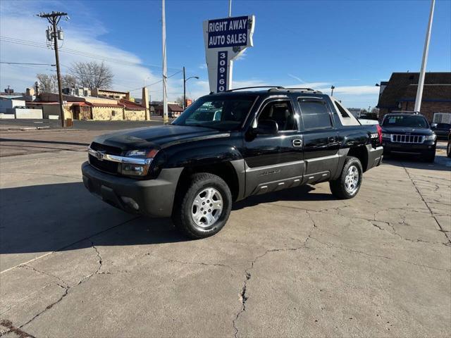 used 2003 Chevrolet Avalanche car, priced at $6,395