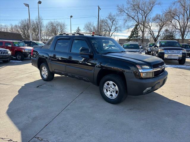 used 2003 Chevrolet Avalanche car, priced at $6,395