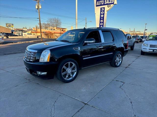 used 2009 Cadillac Escalade car, priced at $7,995