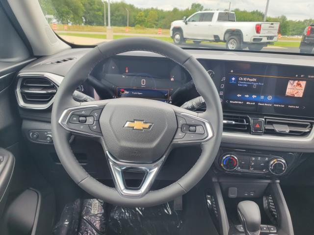 new 2025 Chevrolet TrailBlazer car, priced at $26,878