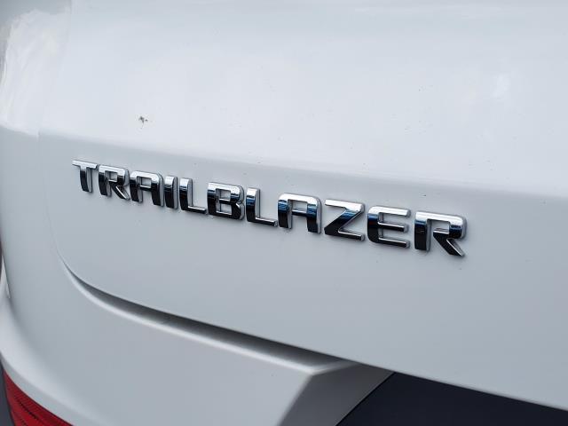 new 2025 Chevrolet TrailBlazer car, priced at $26,878