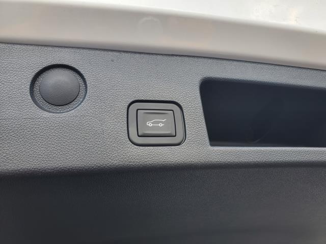 used 2025 Chevrolet Equinox car, priced at $31,997
