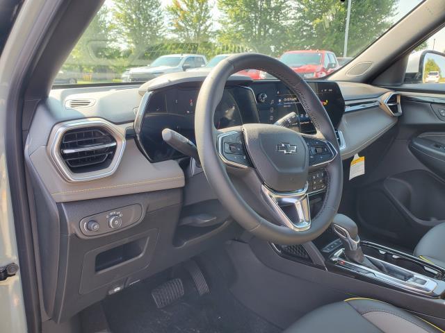 new 2025 Chevrolet TrailBlazer car, priced at $28,648