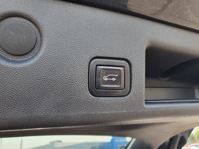 used 2022 Chevrolet Equinox car, priced at $23,109