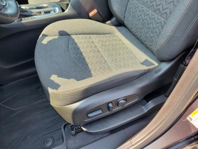 used 2022 Chevrolet Equinox car, priced at $23,109