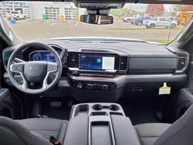 new 2024 Chevrolet Silverado 1500 car, priced at $52,290