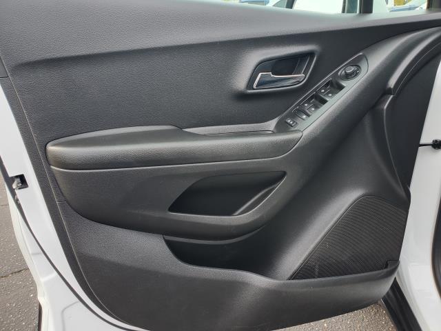 used 2021 Chevrolet Trax car, priced at $14,948