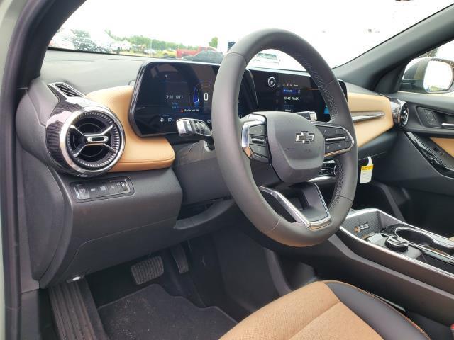 new 2026 Chevrolet Equinox car, priced at $39,825
