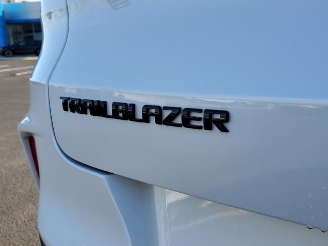 new 2025 Chevrolet TrailBlazer car, priced at $30,633