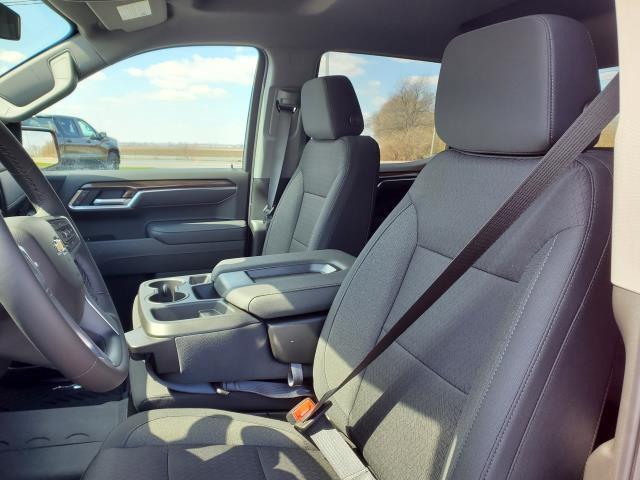 new 2025 Chevrolet Silverado 1500 car, priced at $50,682