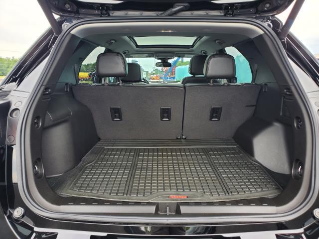 used 2022 Chevrolet Equinox car, priced at $30,402