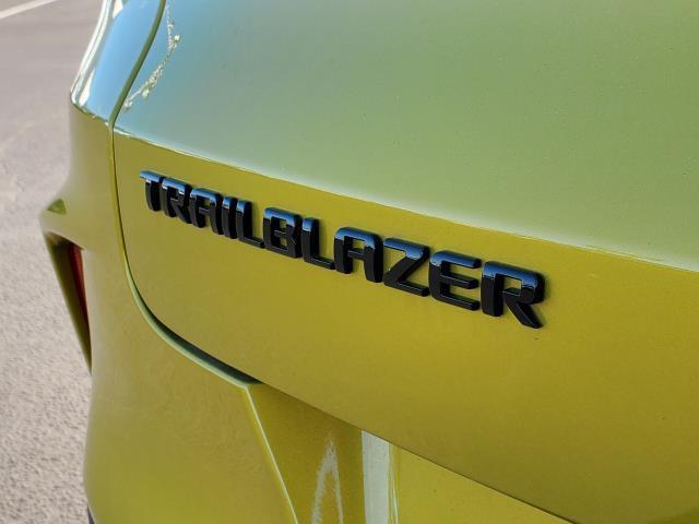 new 2025 Chevrolet TrailBlazer car, priced at $28,793