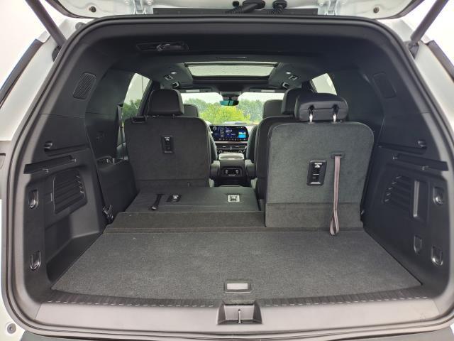 new 2025 Chevrolet Traverse car, priced at $57,140