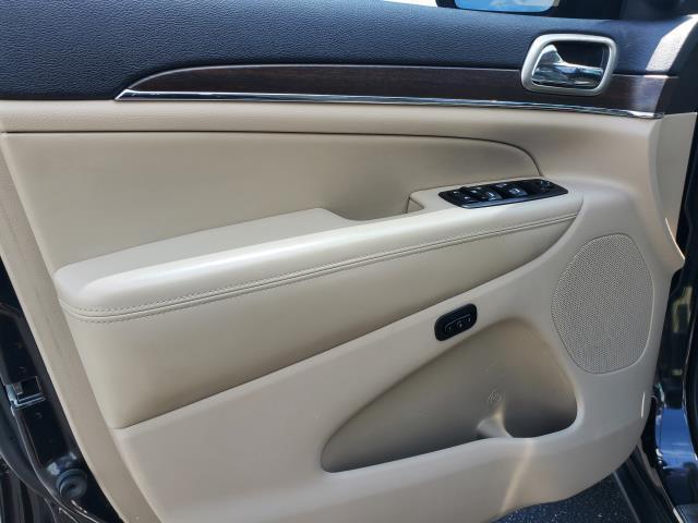 used 2015 Jeep Grand Cherokee car, priced at $12,942